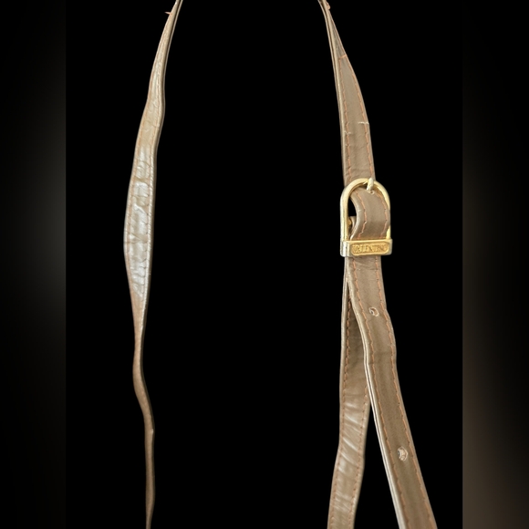 Mario Valentino Bucket Bag - Picture 3 of 12